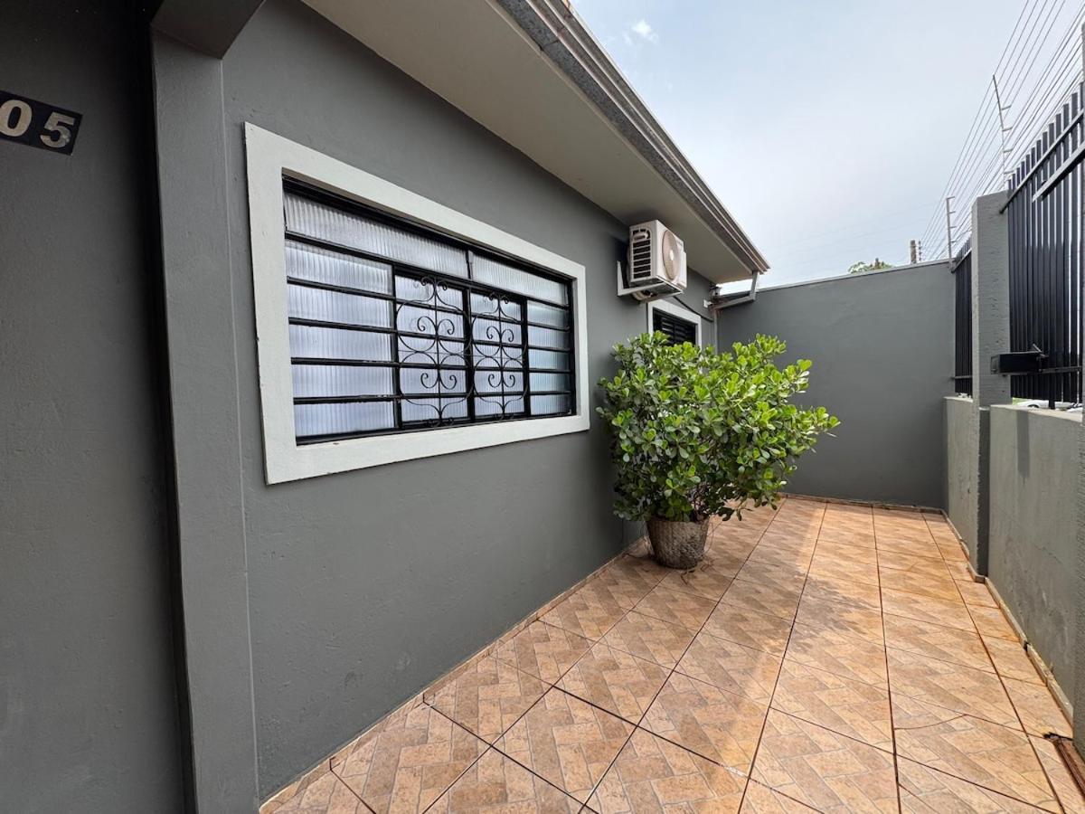 Villa Casa Com Ar Condicionado Em Todos Os Quartos Ourinhos Exterior foto